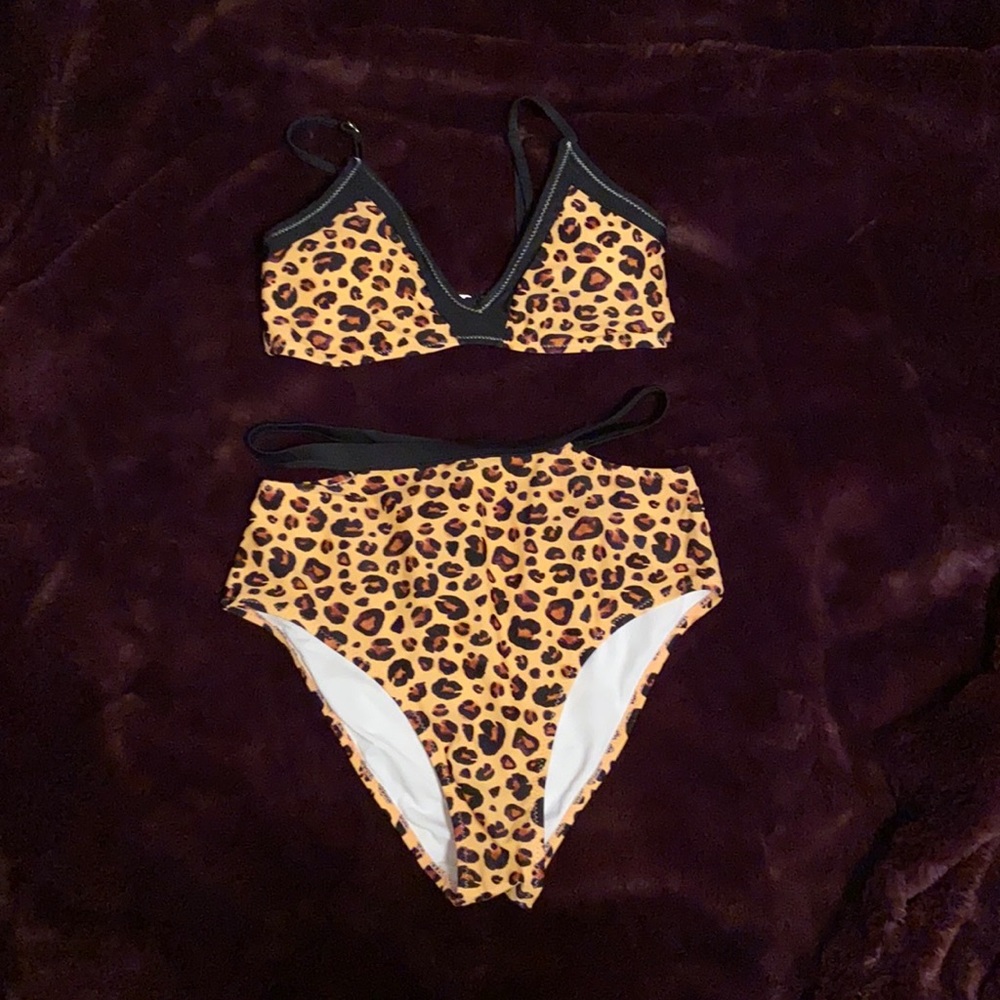 NWT Cupshe bikini